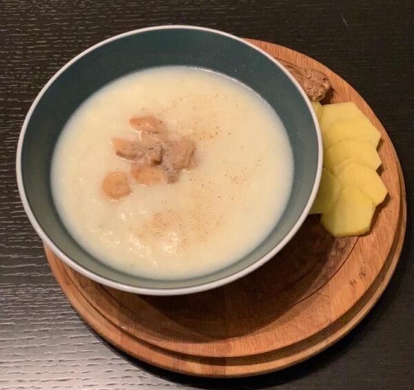 Vegetarian Aardappel Met Truffel Soep